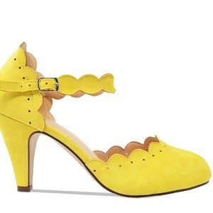 NEW Women's Oxford Pumps Faux Suede Yellow